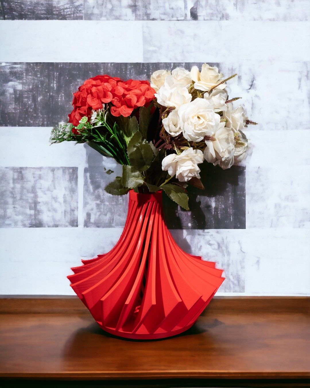 Karioshort Vase - Image 3