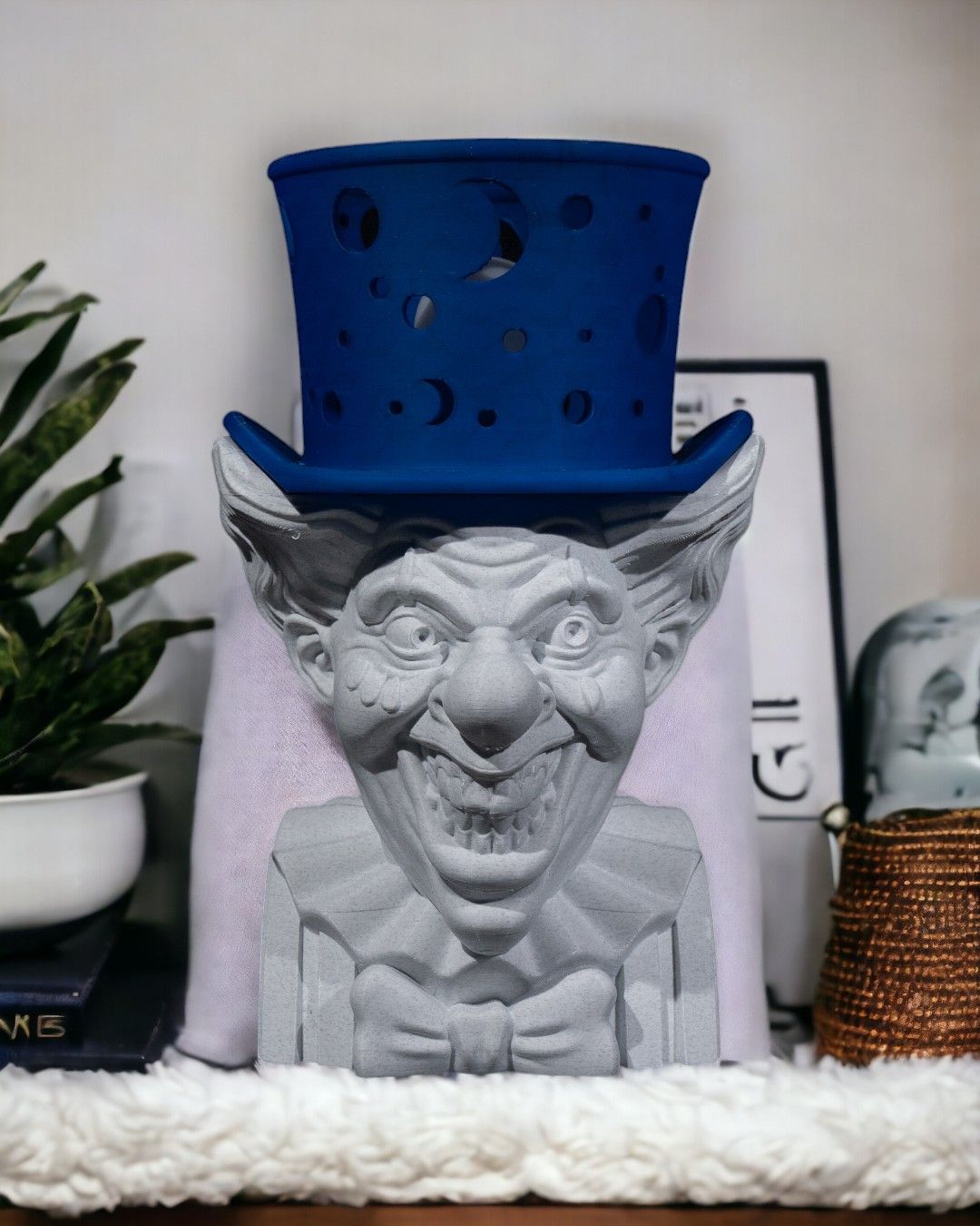 Mad Hatter Lamp - Image 6