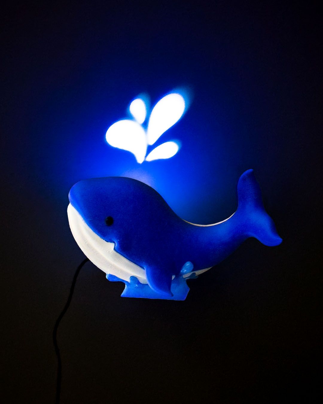 Baby Whale Lamp - Image 2
