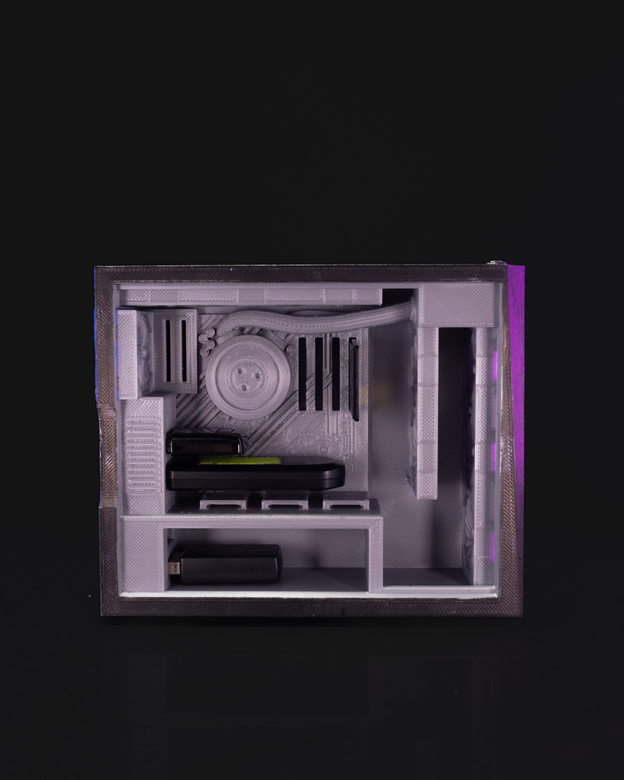 Gaming PC USB & SD Card Holder - Image 3