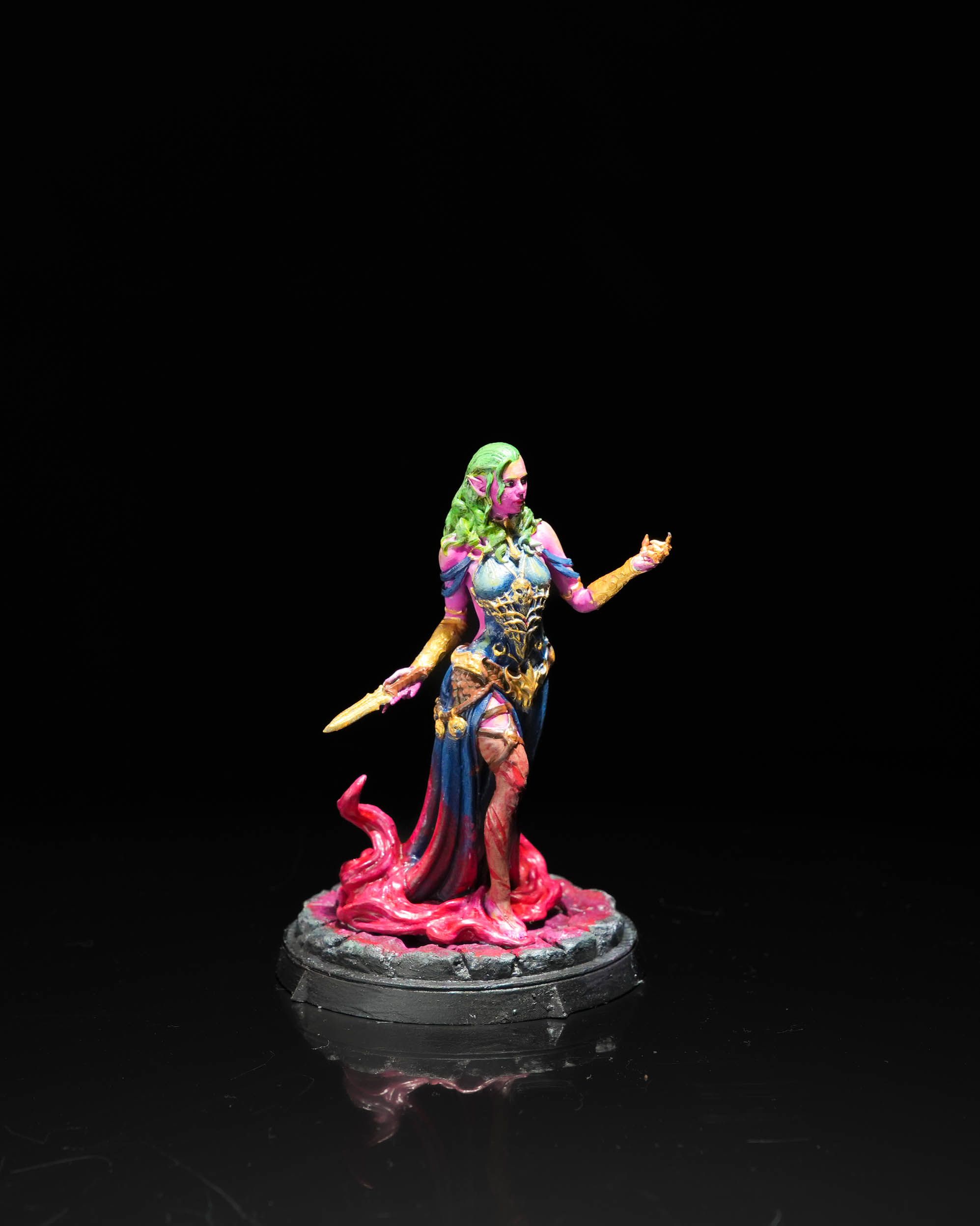 Maude Lacroix - Hero - Image 3