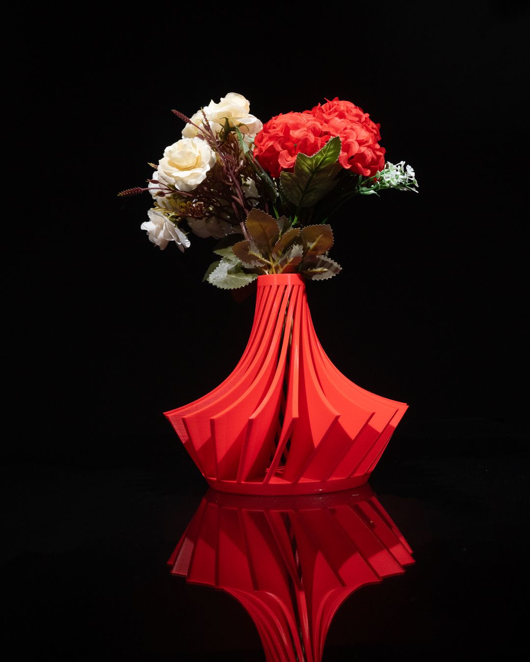 Karioshort Vase - Image 5