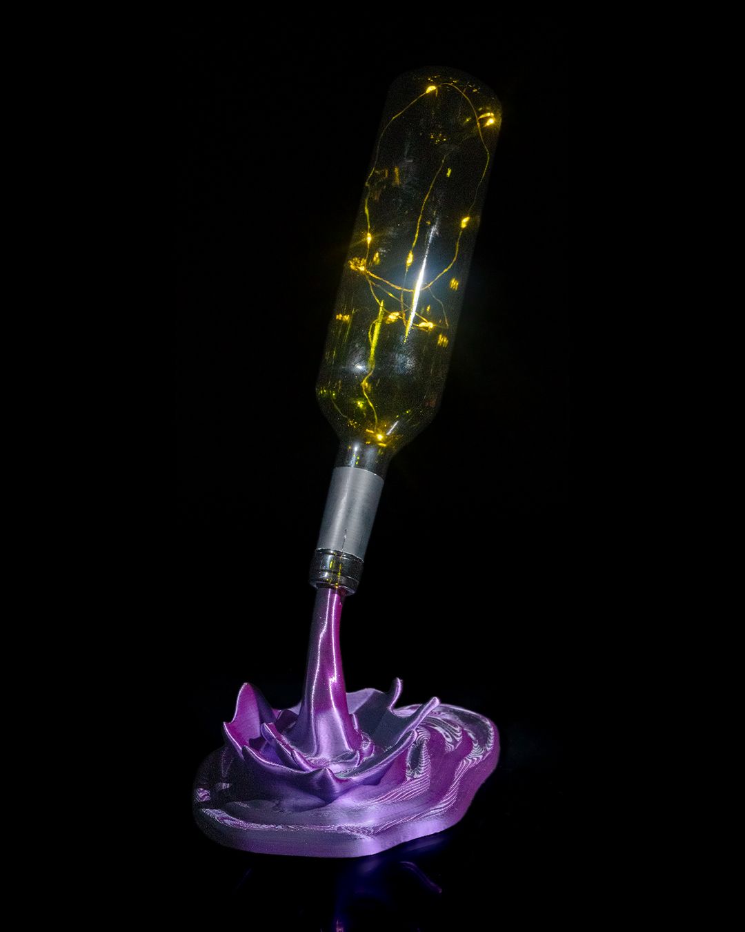 Spilled Wine Lamp - Image 3
