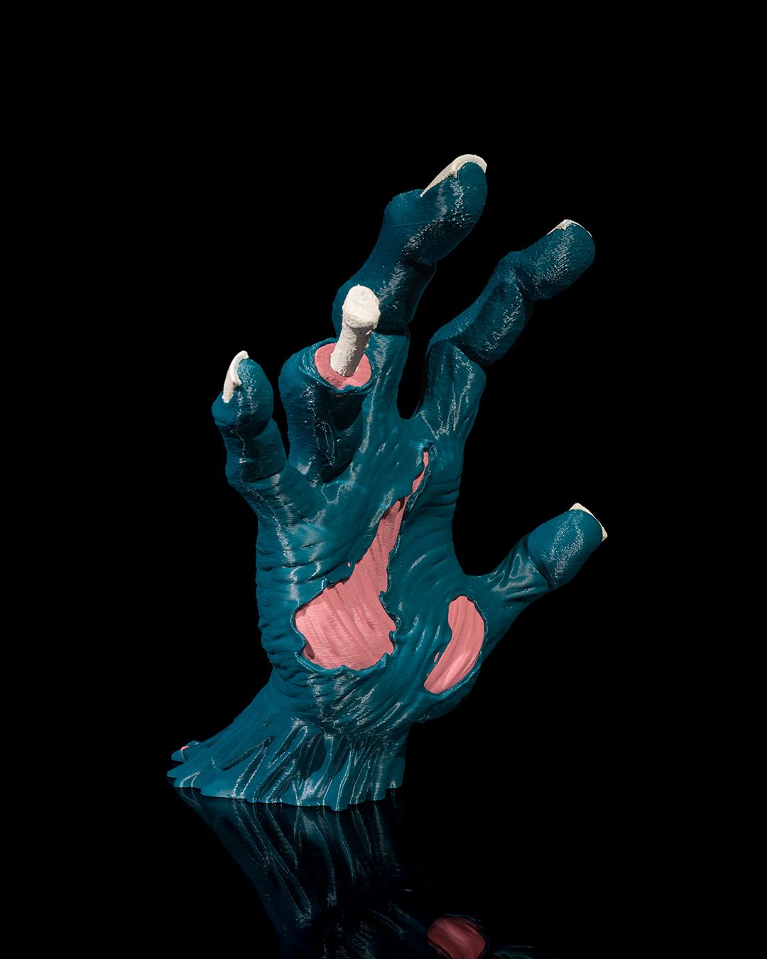 Hand from Beyond Headphone Holder - Image 10