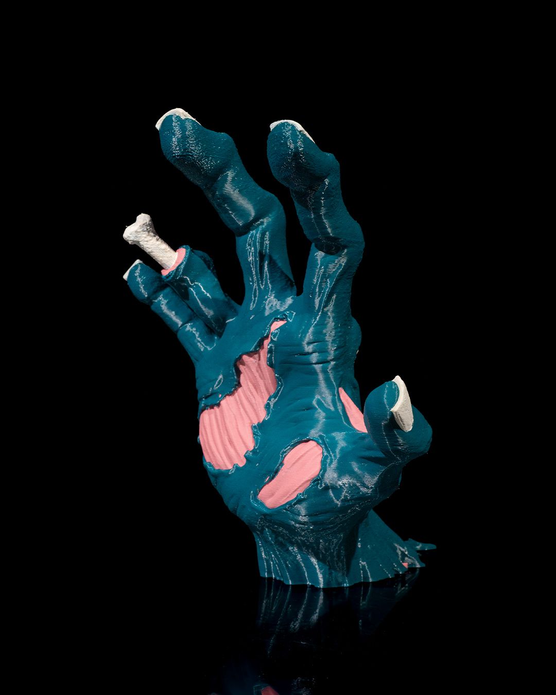 Hand from Beyond Headphone Holder - Image 12