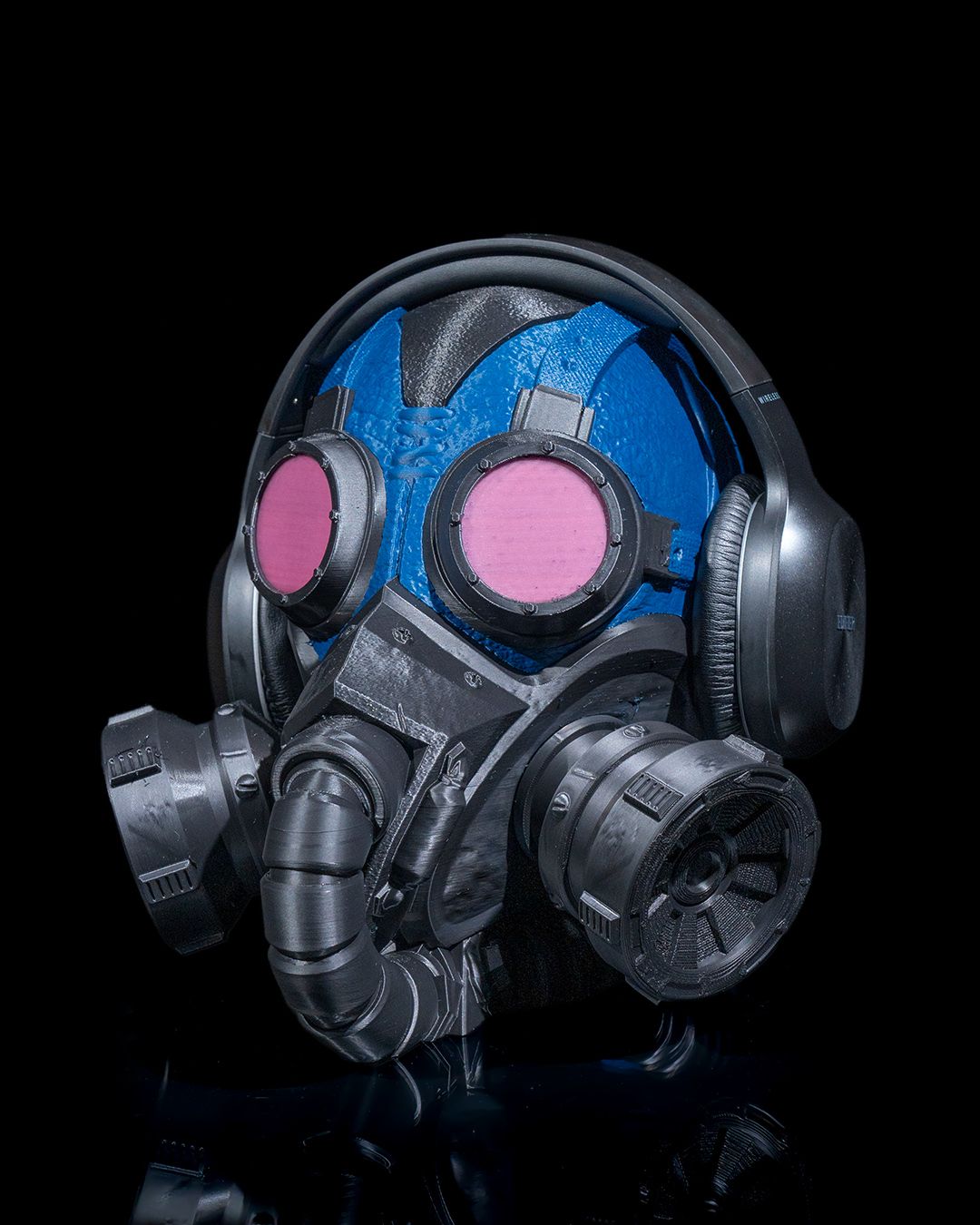 Hot Spot Headphone Holder - Image 3