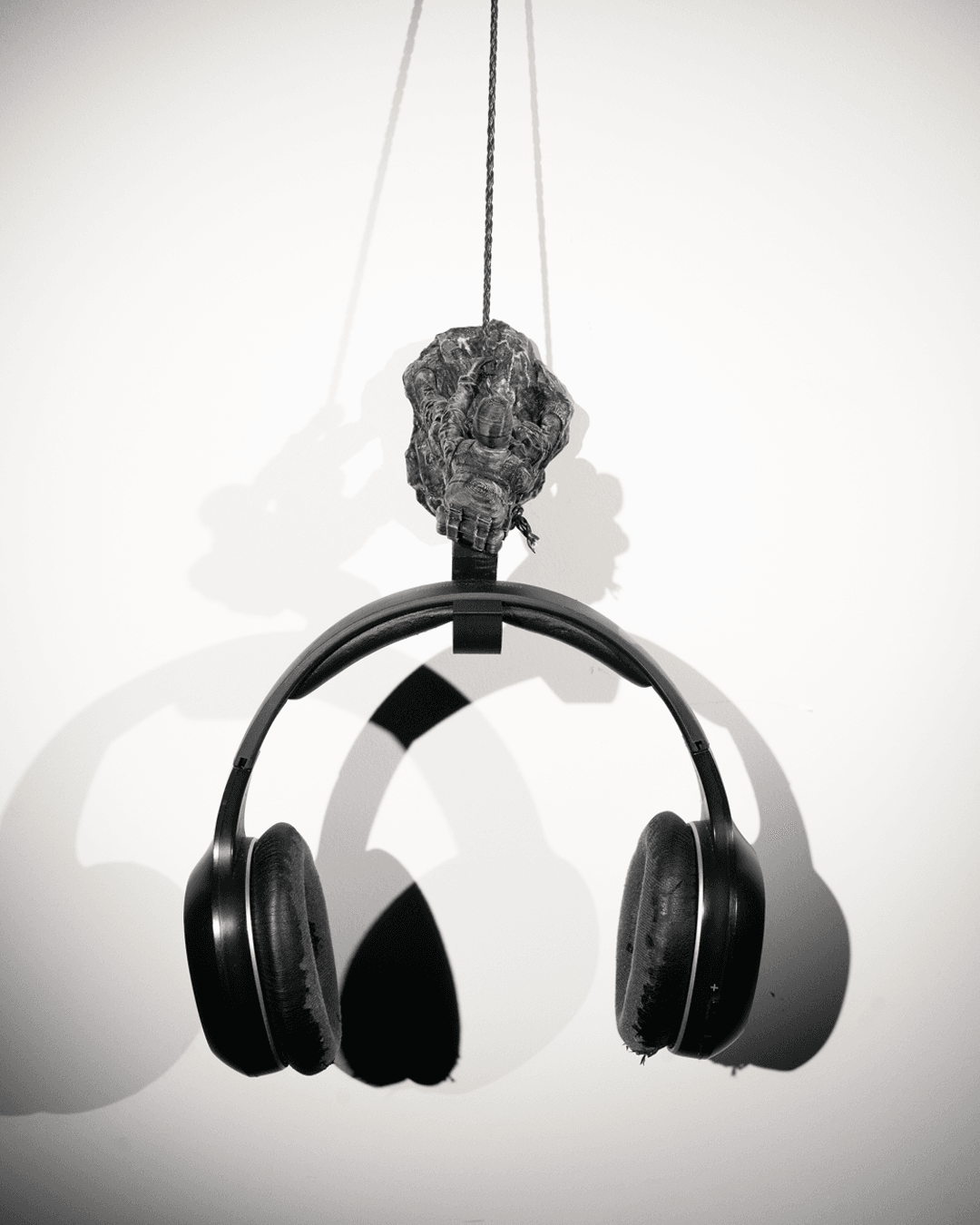 Abseiling Controller Holder - Image 2