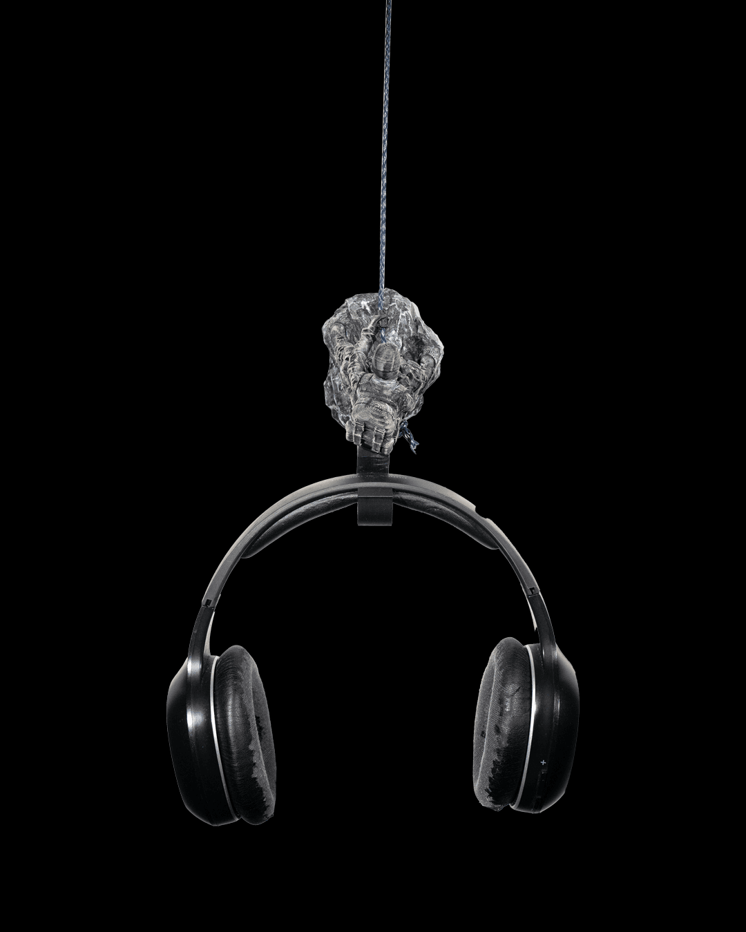 Abseiling Controller Holder - Image 8