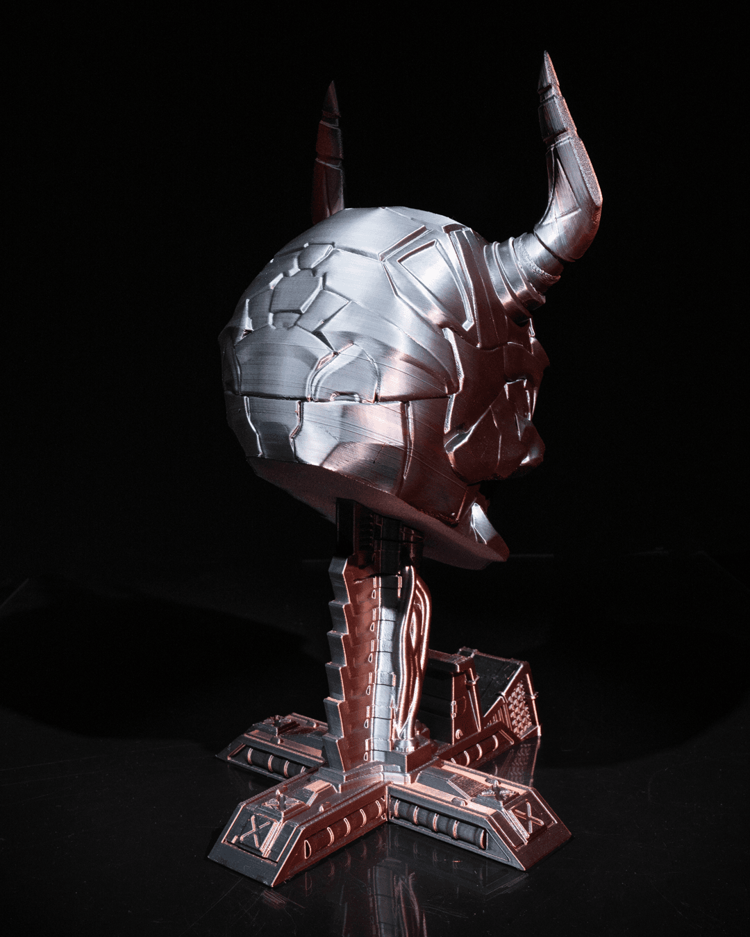 Sci-fi Skull Controller & Headphone Holder - Image 10