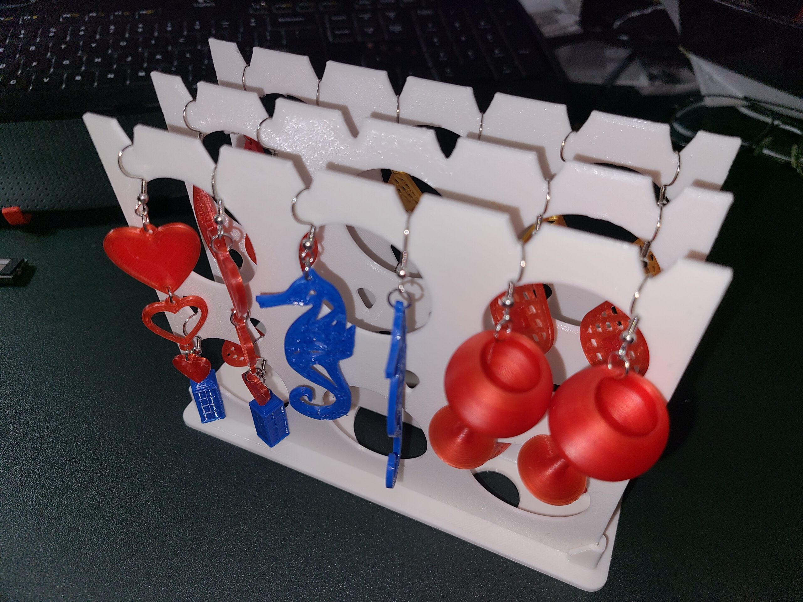 Earring Stand - Capacity: 12-pair of French Loop style w/ 16-pair of stud style earrings - Image 3