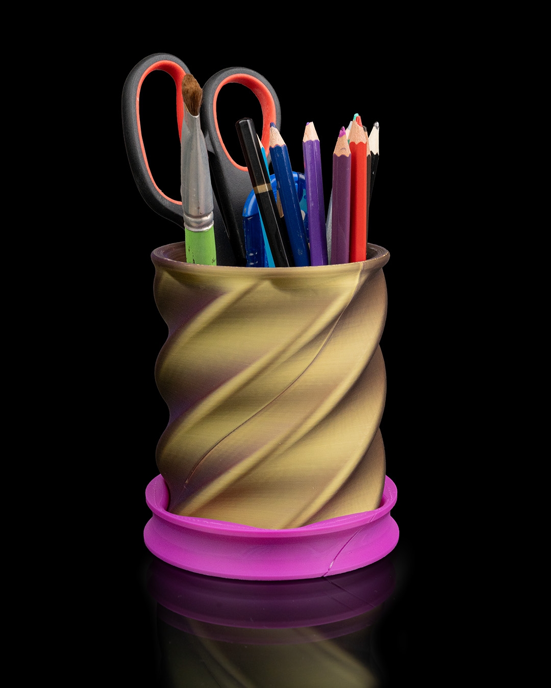 Twisted Cup Pen Holder - Image 2