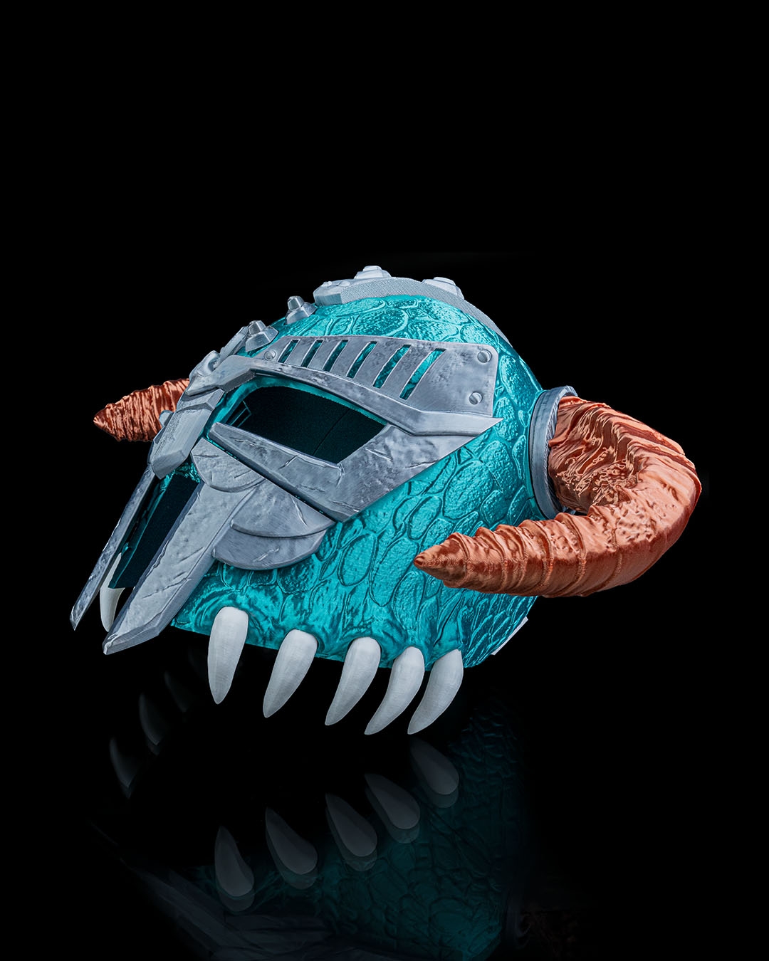 Scaled Barbarian Helmet - Image 10