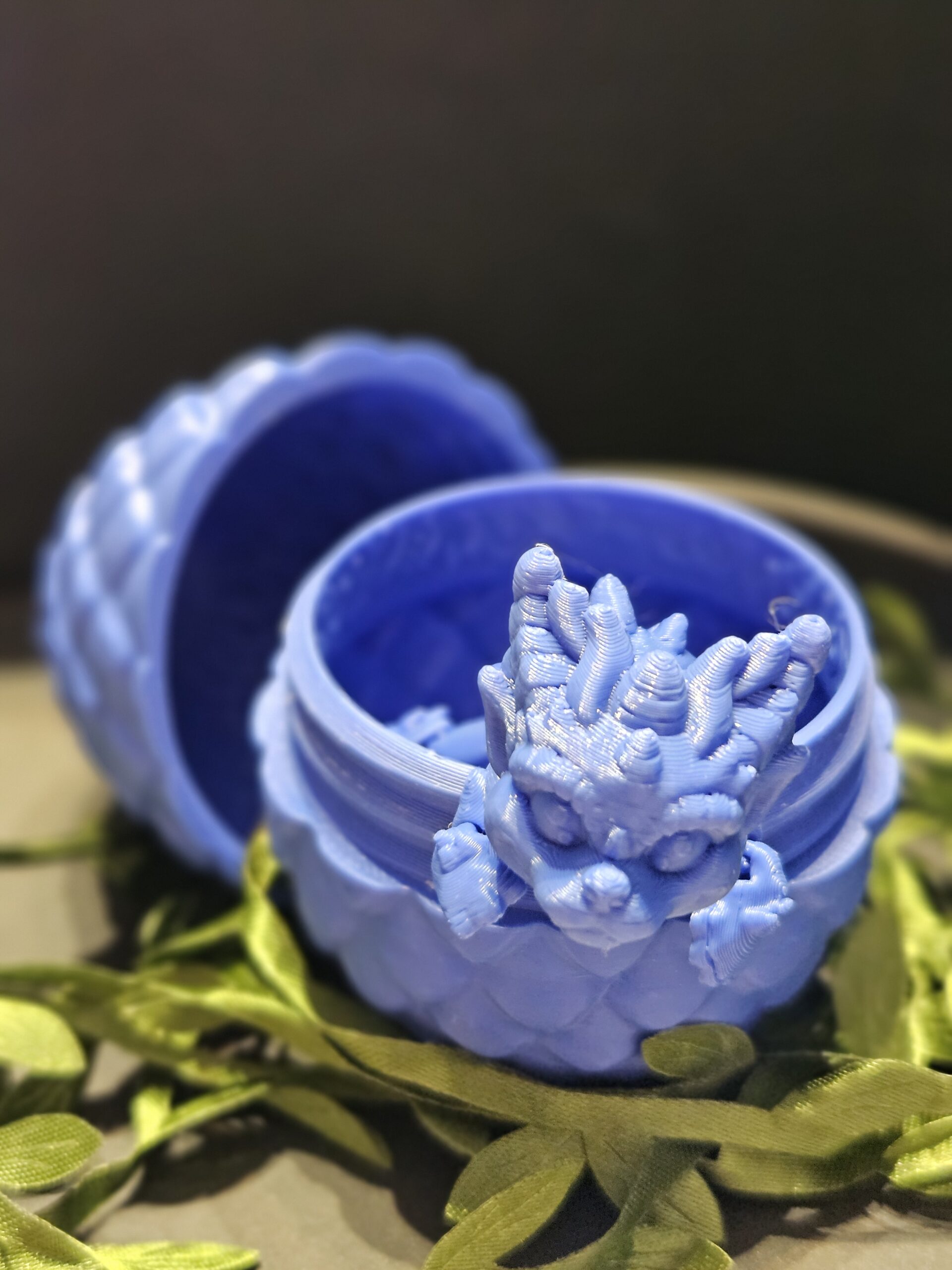 Single tone Dragon egg and baby dragon Keyring