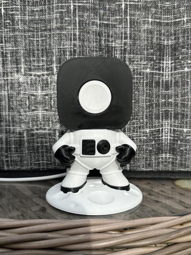 Spaceman Apple Watch charger