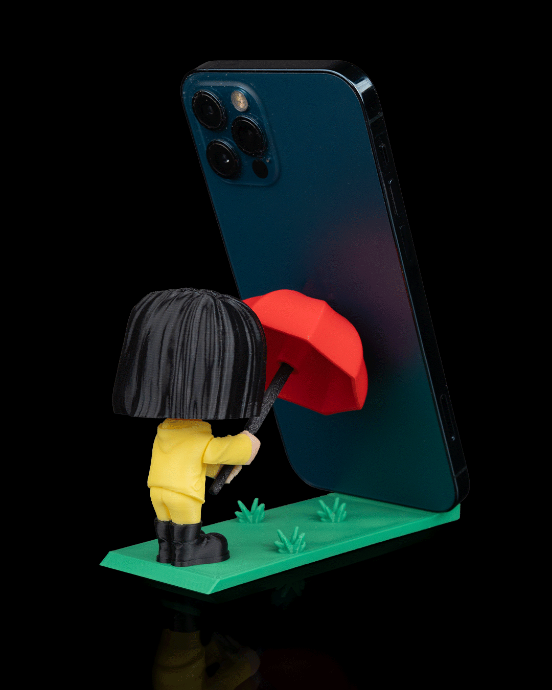 Caught in the Rain Phone Holder - Image 5