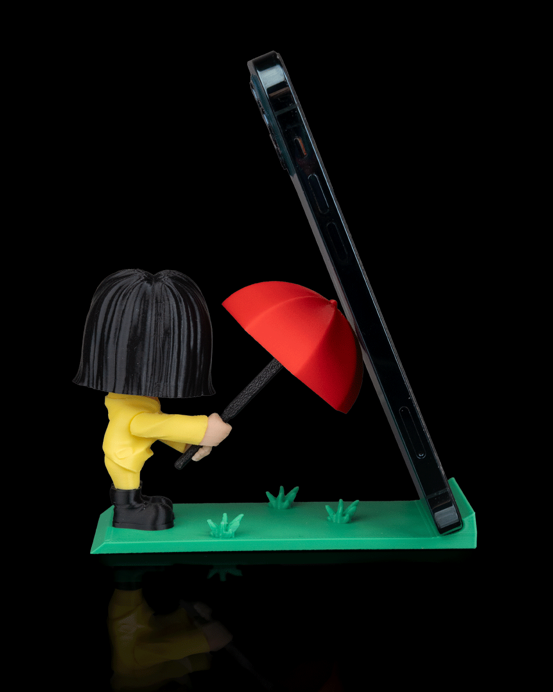 Caught in the Rain Phone Holder - Image 6