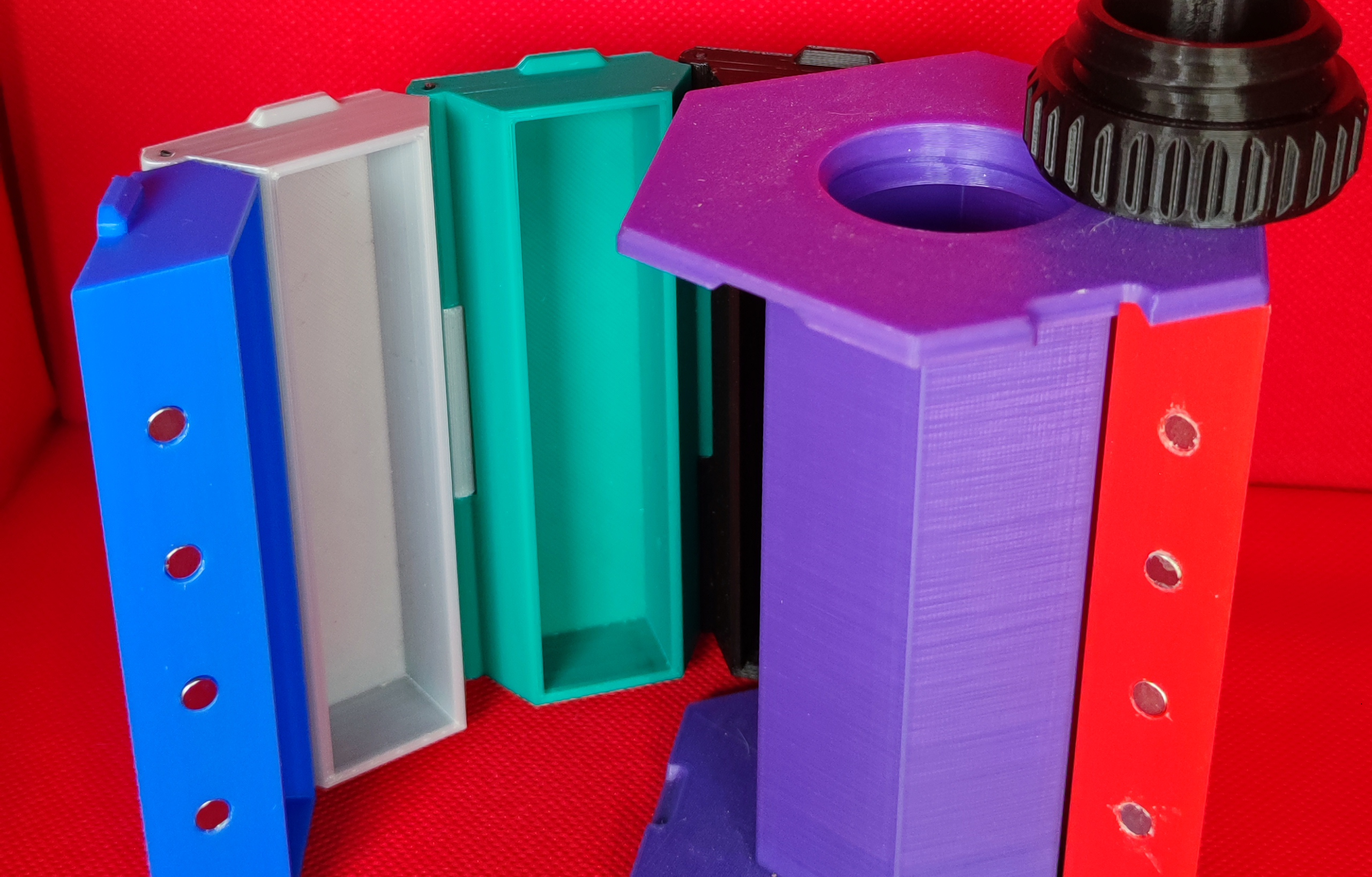 Torre de dados con almacenamiento - Image 9